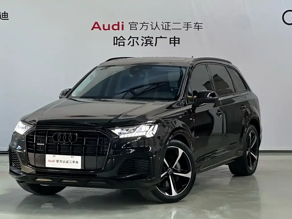 Audi Q7 — фото 1