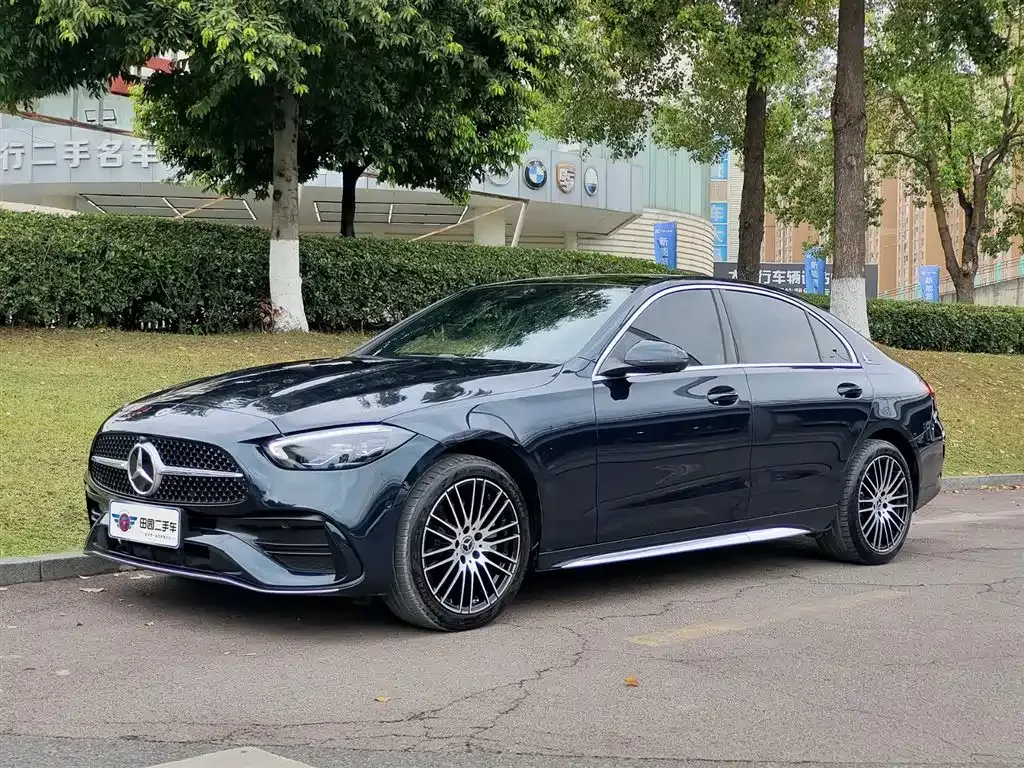 Mercedes-Benz C-Class — фото 1