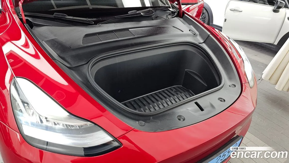 Tesla Model Y 2021 из KR, фото 10