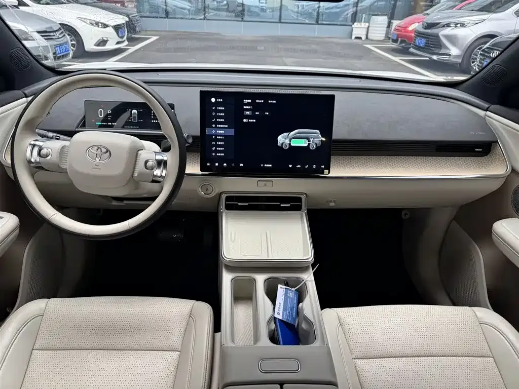 Toyota Platinum 3X — фото 2