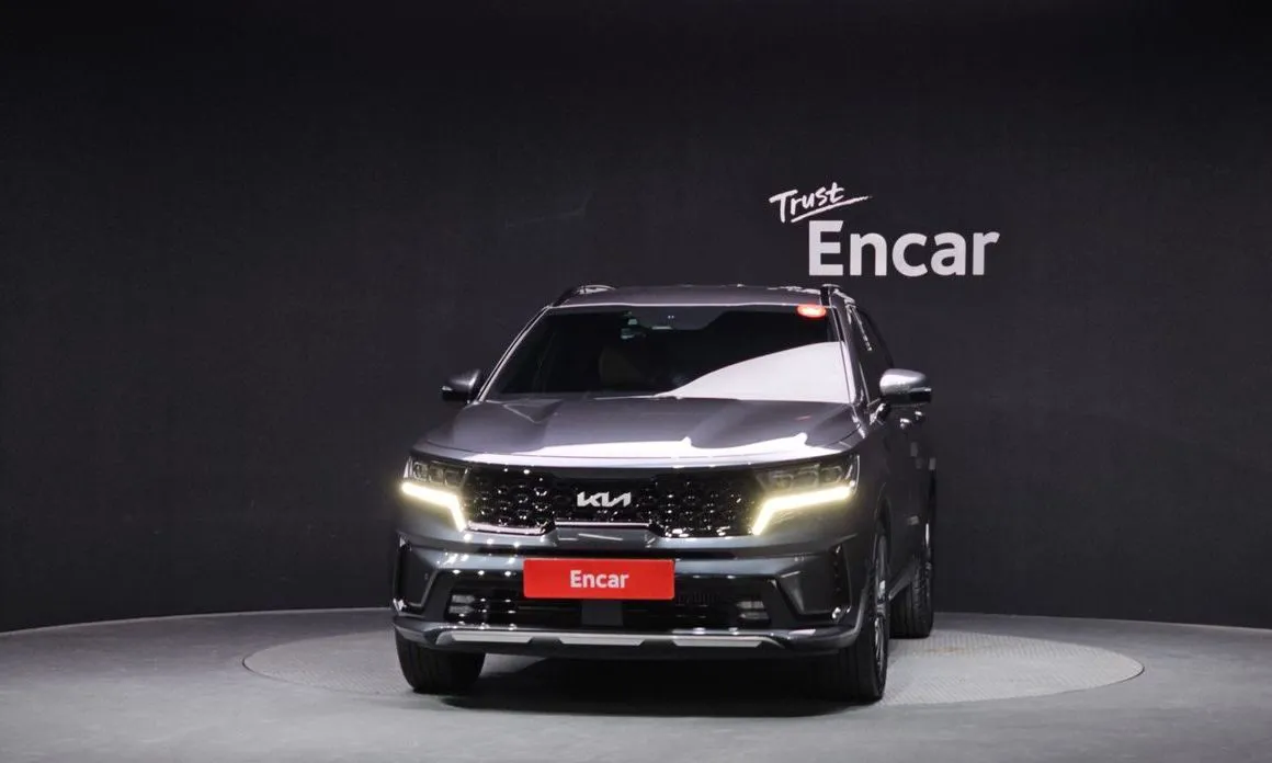 Kia Sorento — фото 8