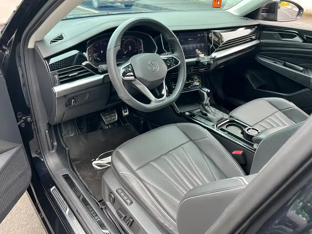 Volkswagen Passat — фото 7