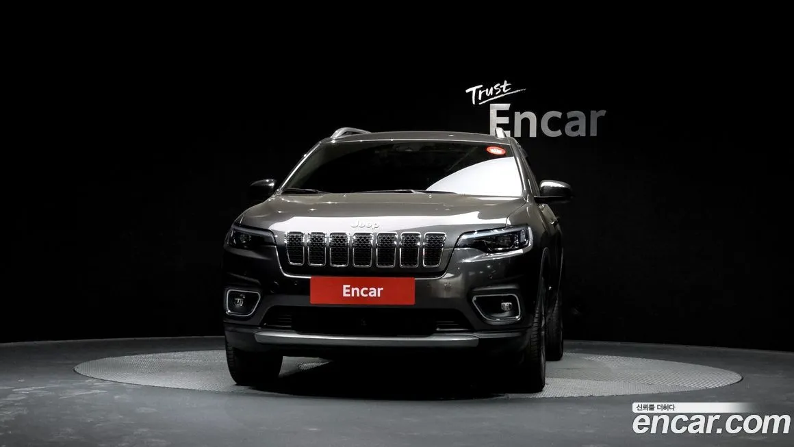 Jeep Cherokee — фото 3