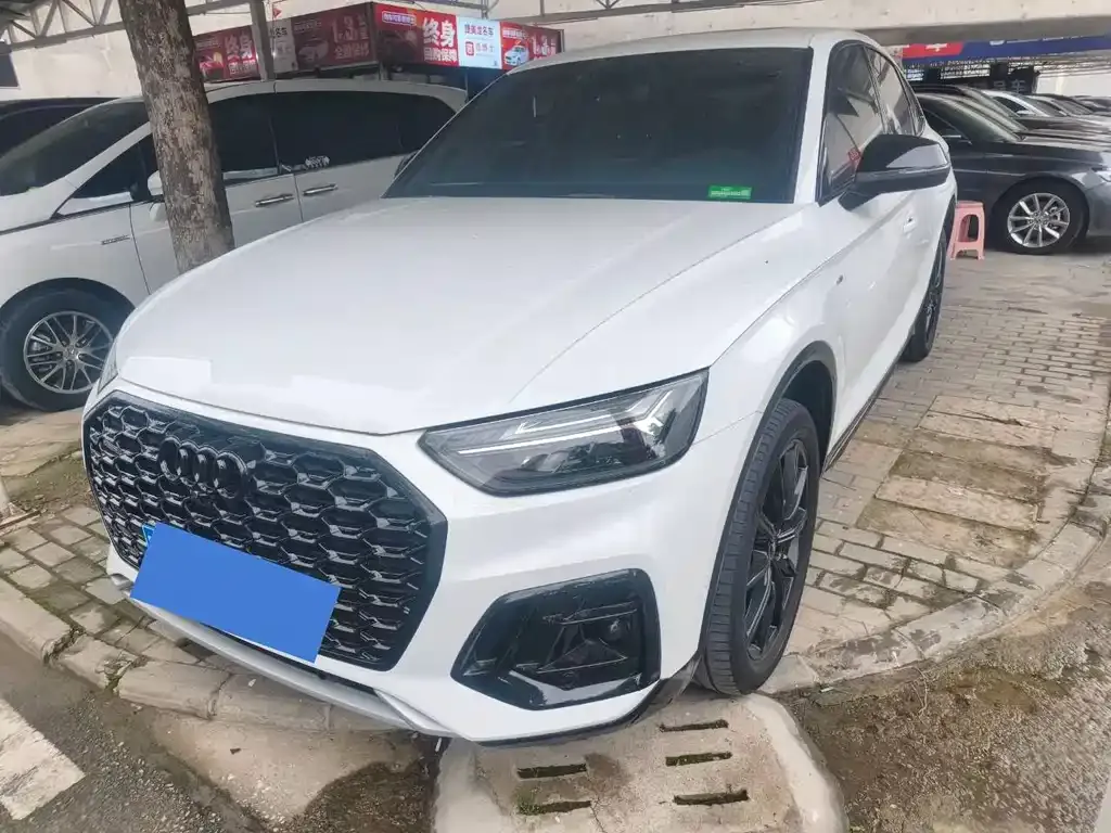 Audi Q5L Sportback — фото 8