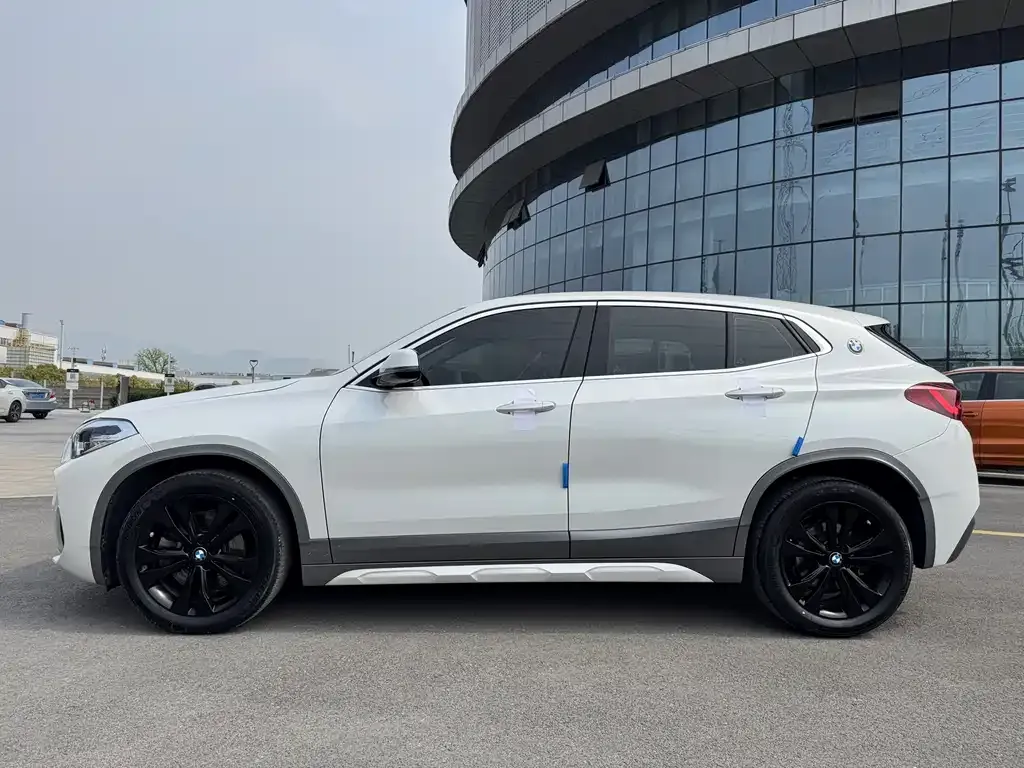 BMW X2 2021 из CN, фото 4