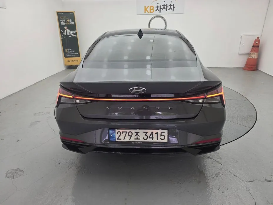 Hyundai AVANTE — фото 4