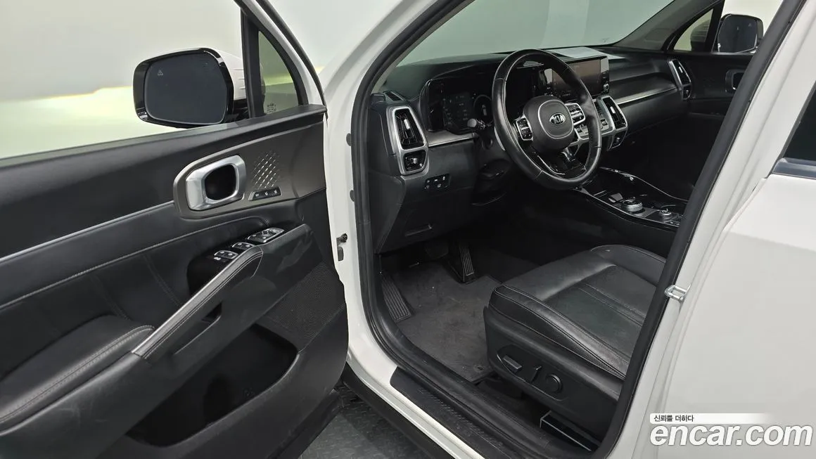 Kia Sorento — фото 3