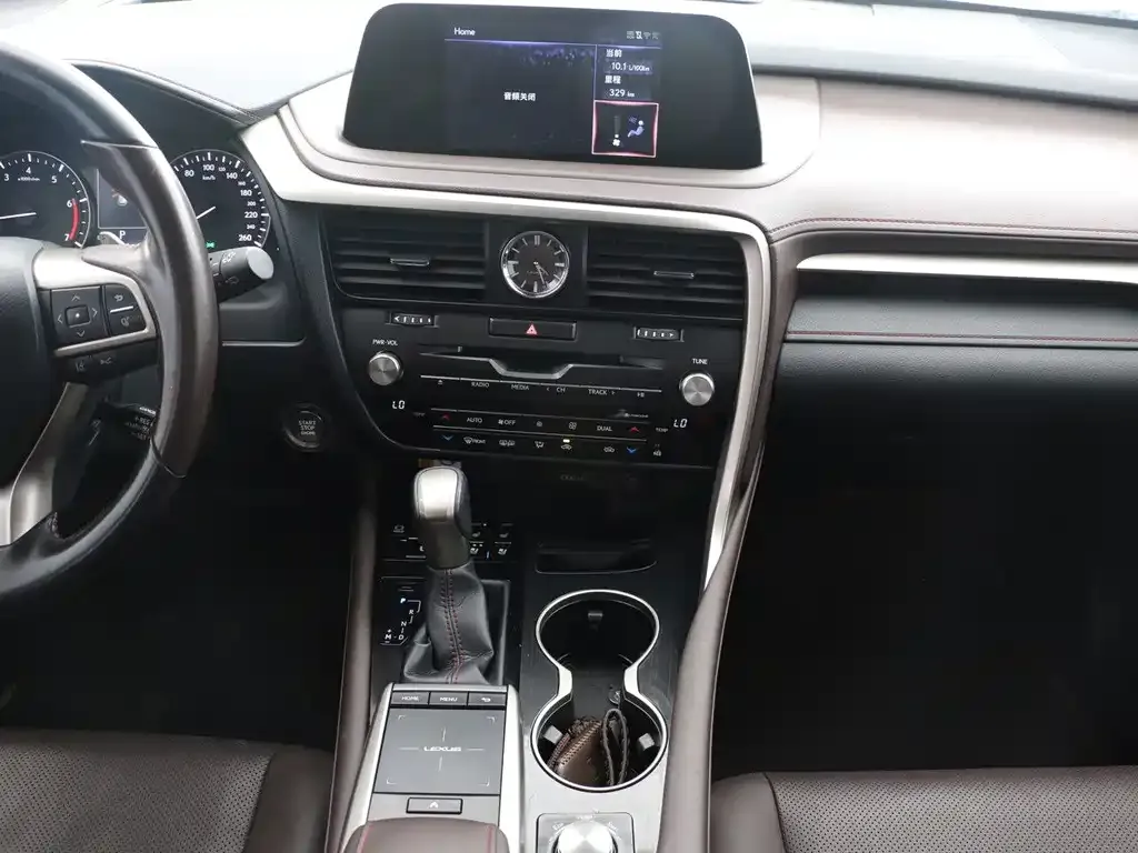 Lexus RX — фото 10