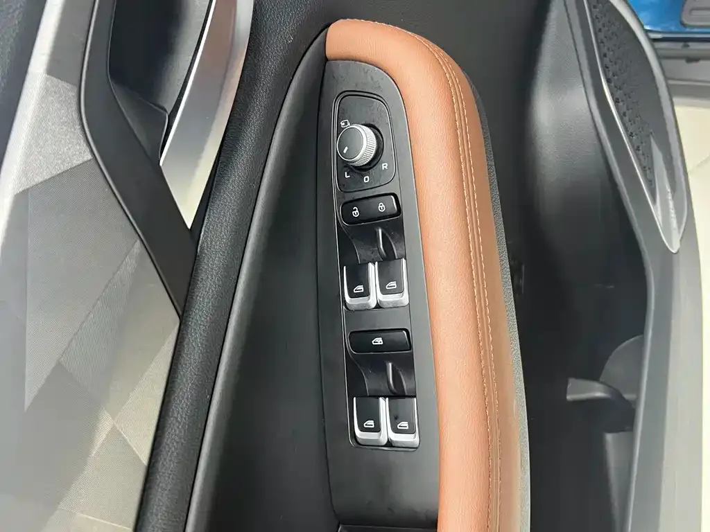 Geely Vision X6 — фото 6