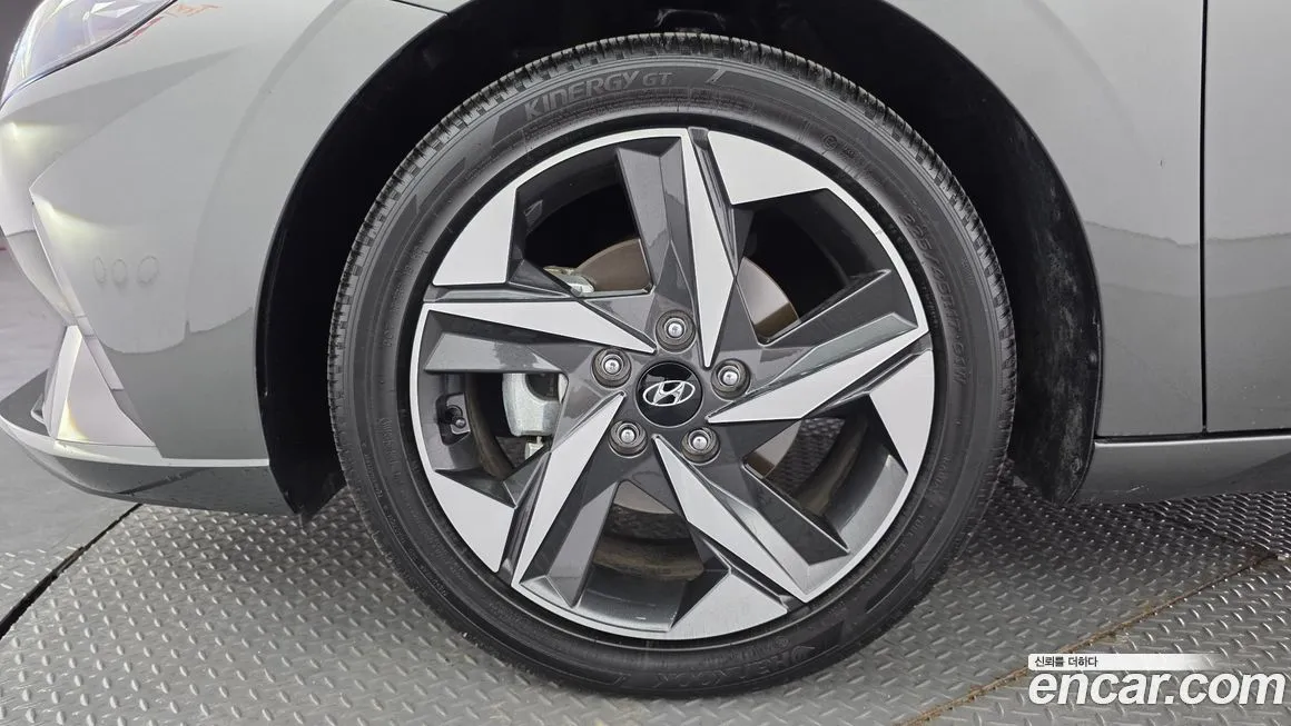Hyundai AVANTE — фото 9