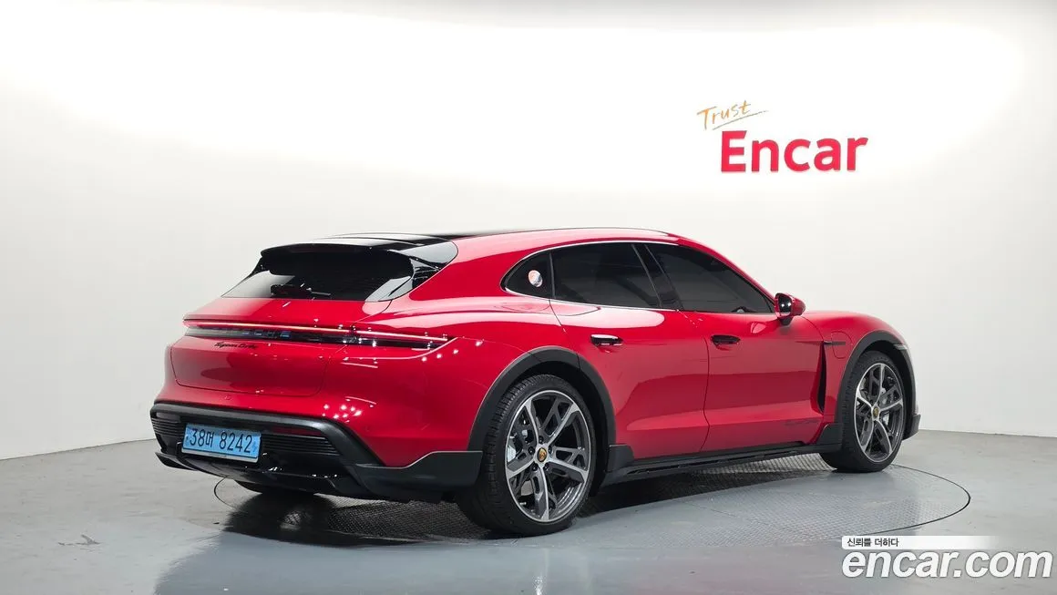 Porsche Taycan 2022 из KR, фото 6