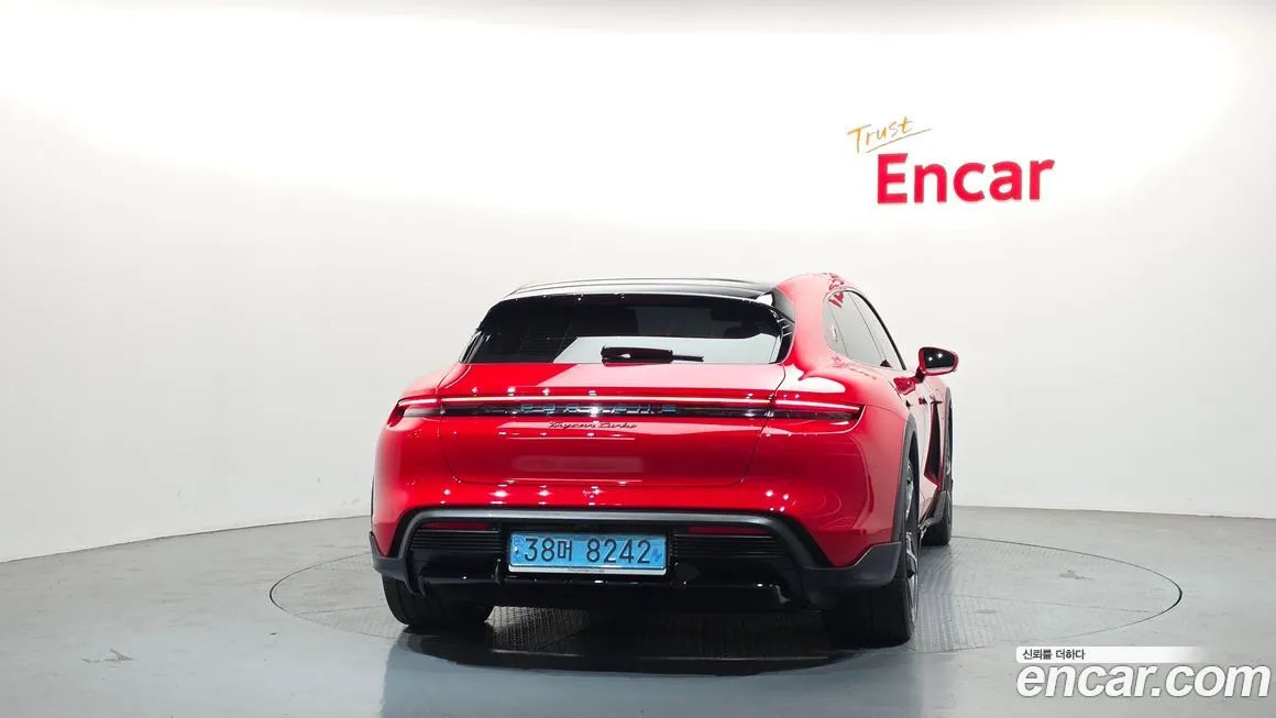 Porsche Taycan 2022 из KR, фото 3