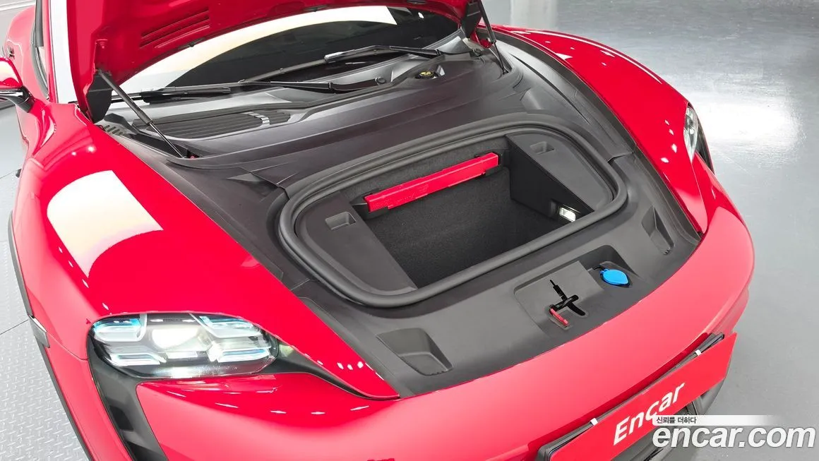 Porsche Taycan 2022 из KR, фото 7