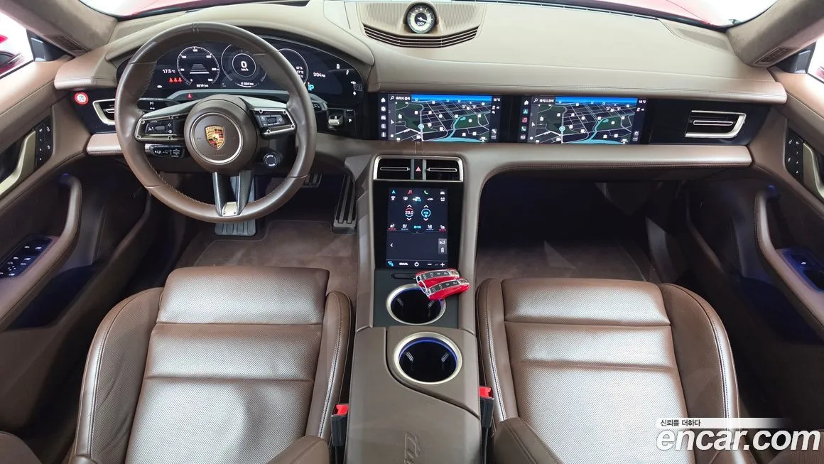 Porsche Taycan 2022 из KR, фото 10
