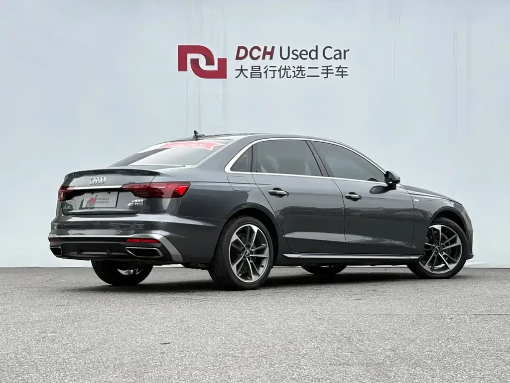 Audi A4L — фото 10