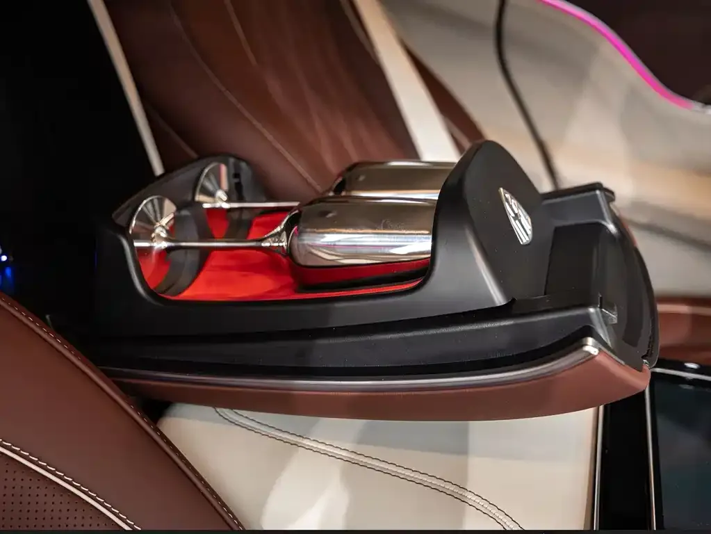 Mercedes-Benz GLS — фото 3