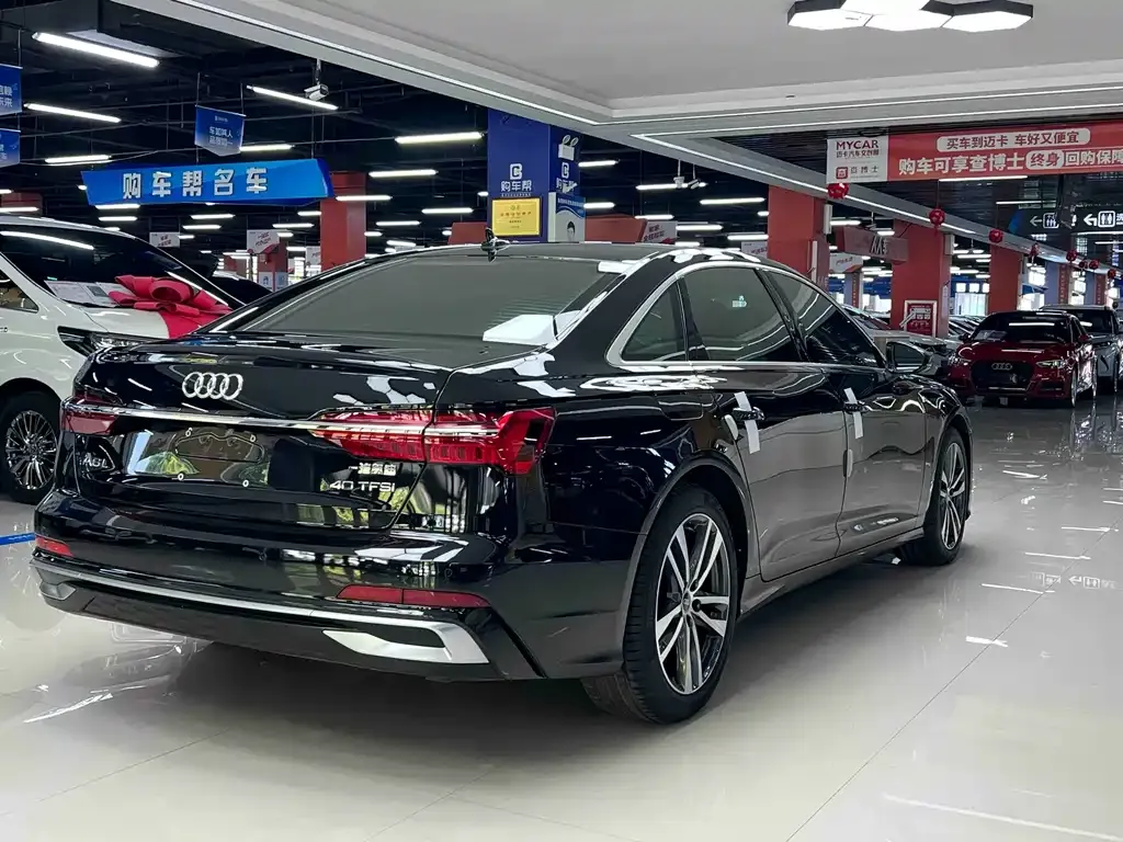 Audi A6L — фото 10