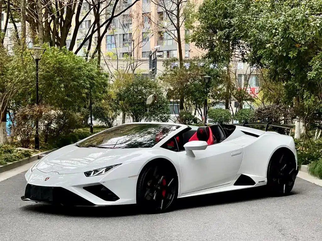 Lamborghini Huracan — фото 1