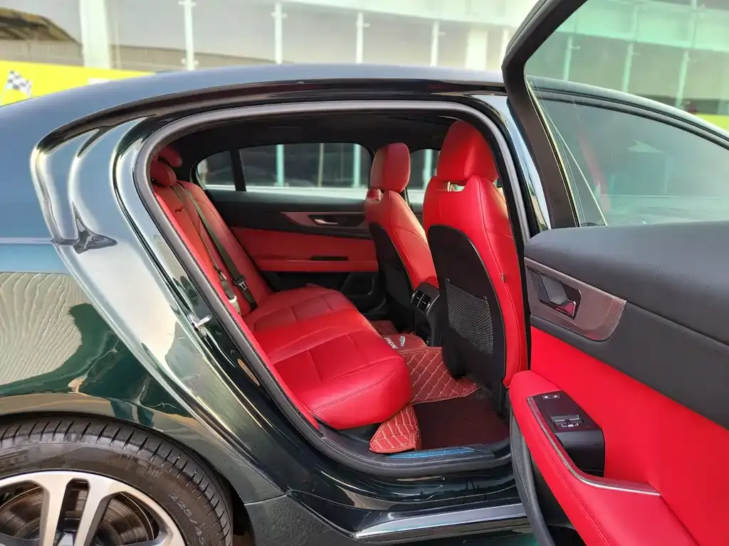 Jaguar XEL 2023 из CN, фото 10