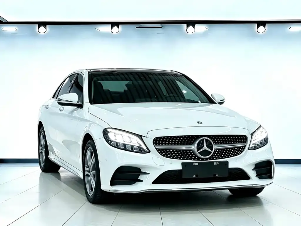 Mercedes-Benz C-Class — фото 4