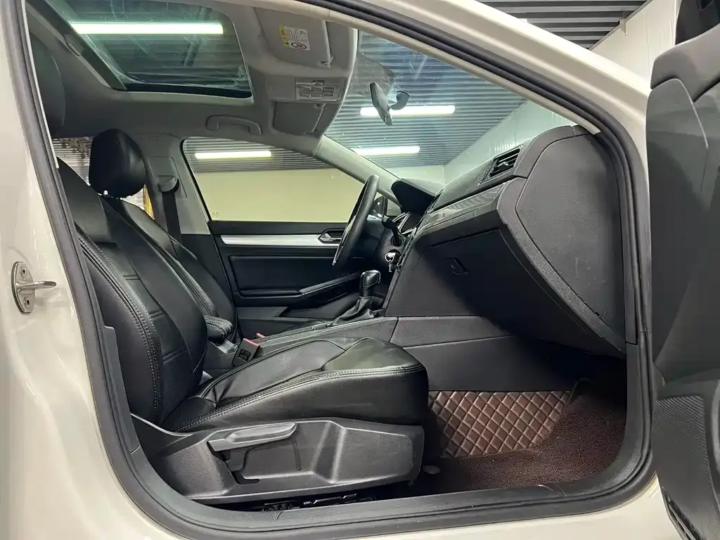Volkswagen Lamando 2022 из CN, фото 8