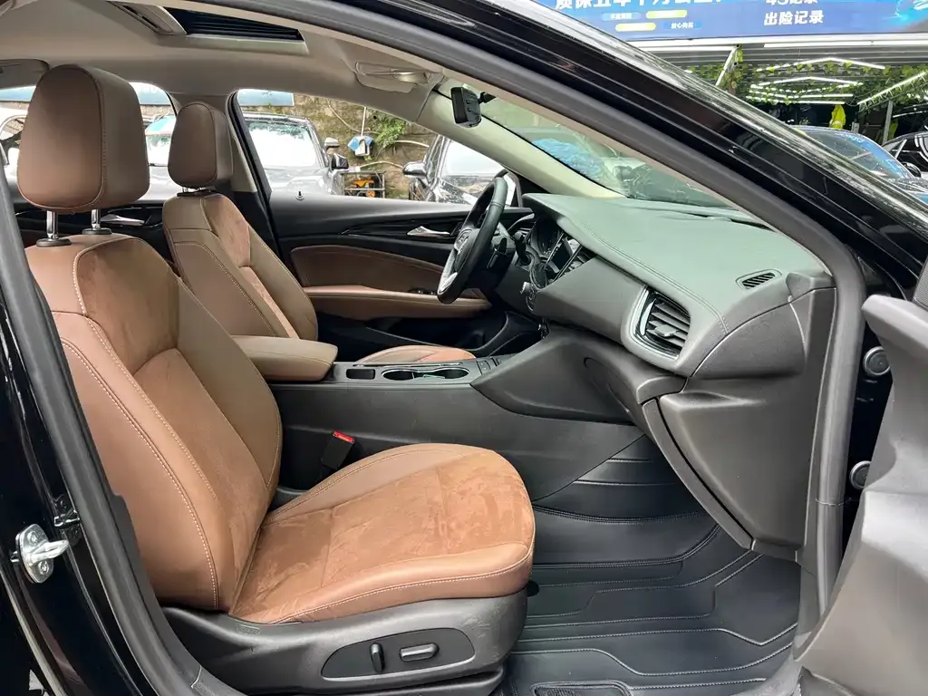 Buick Regal — фото 5