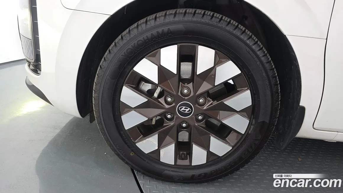 Hyundai Staria — фото 8