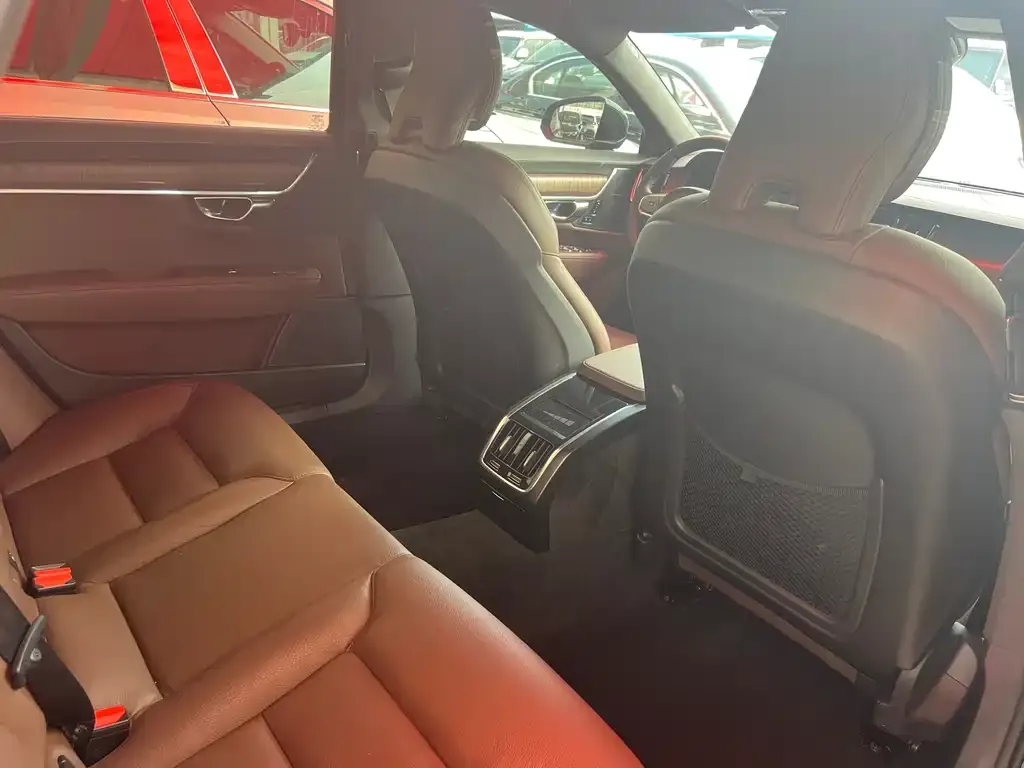 Volvo S90 — фото 2