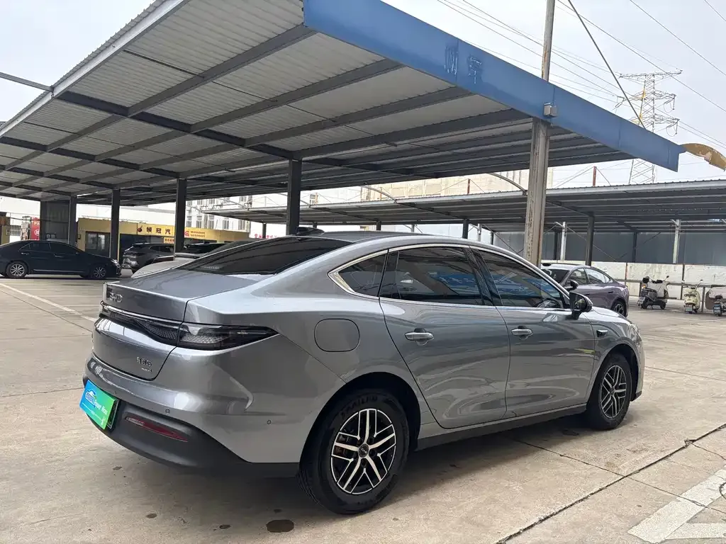 BYD Seal 05 DM-i 2025 из CN, фото 2