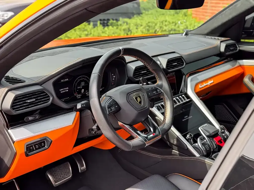 Lamborghini Urus — фото 4