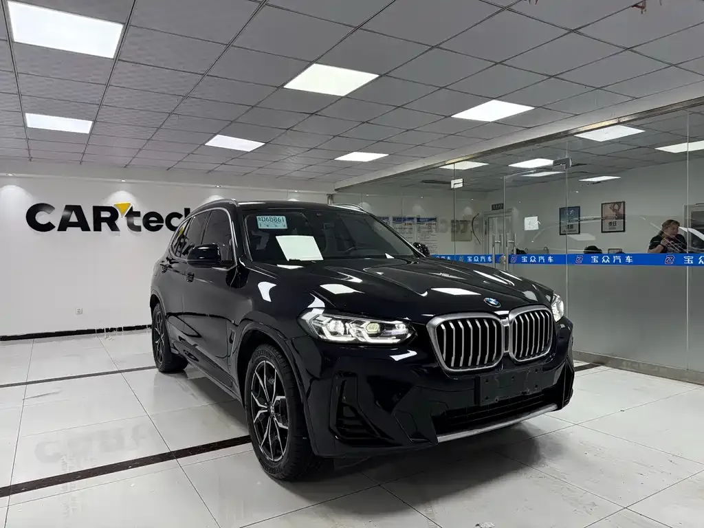 BMW X3 — фото 9