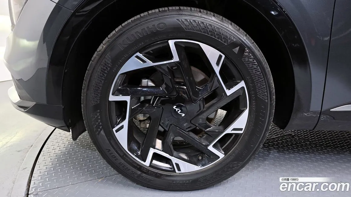 Kia Sportage — фото 9