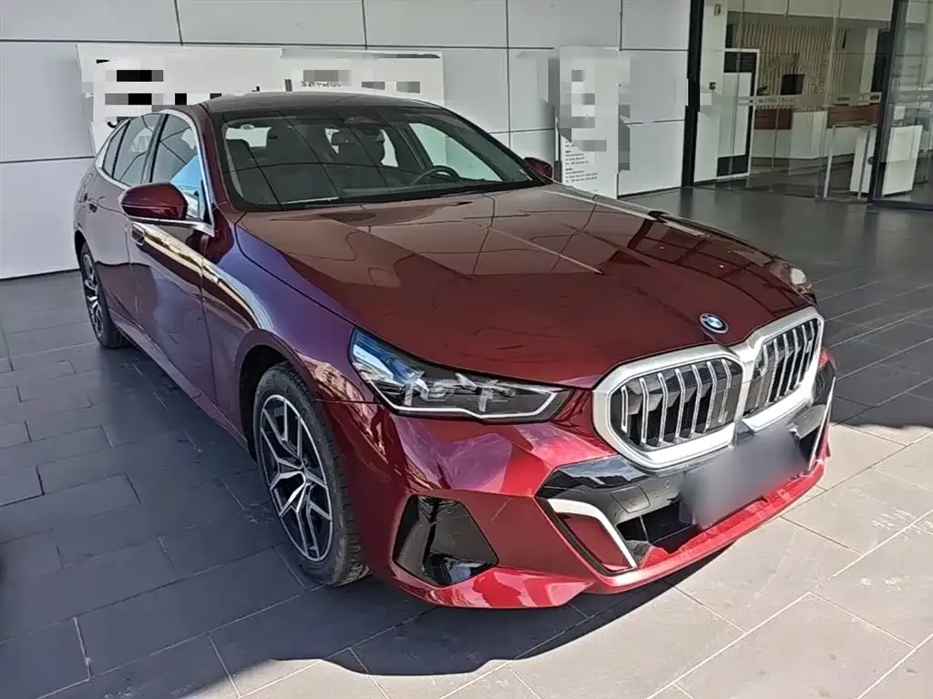 BMW i5 — фото 3