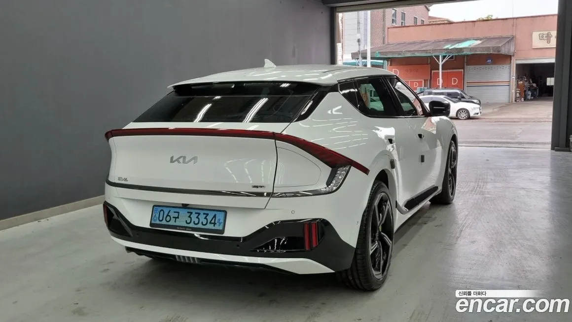 Kia EV6 — фото 4
