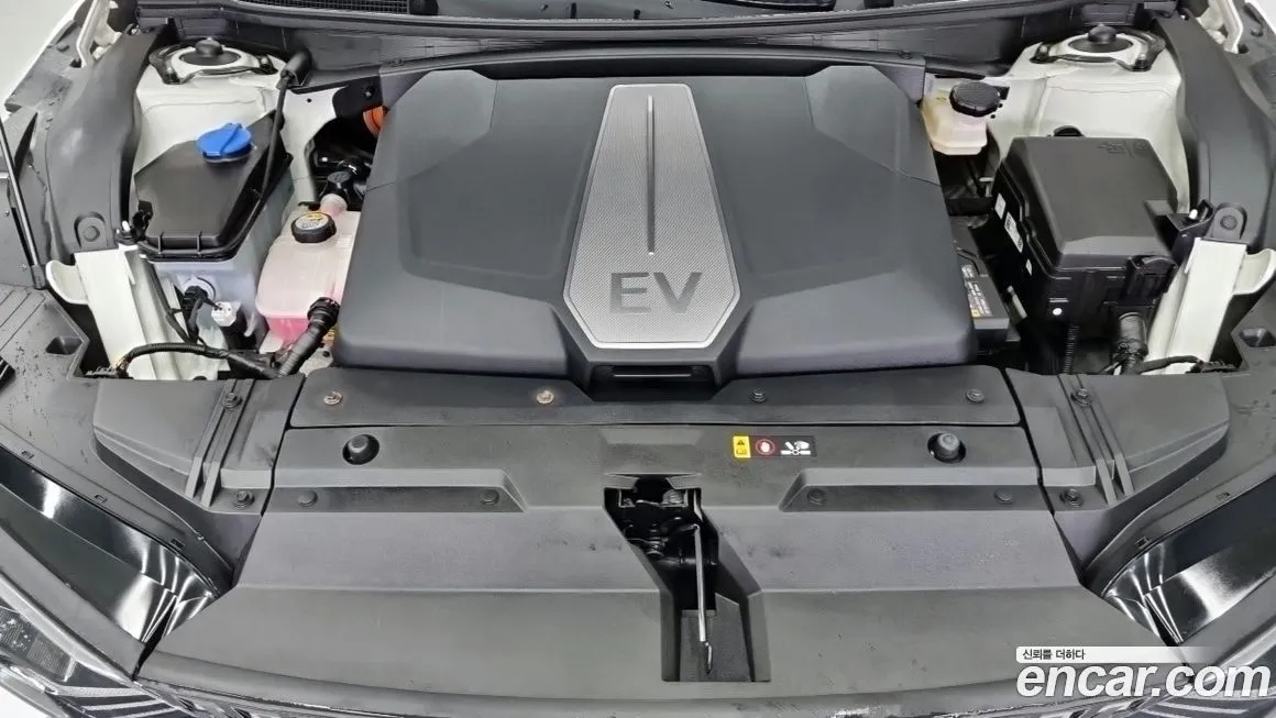Kia EV6 — фото 7