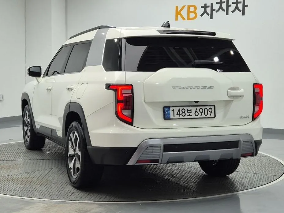 KG Mobility (Ssangyong) Torres — фото 9