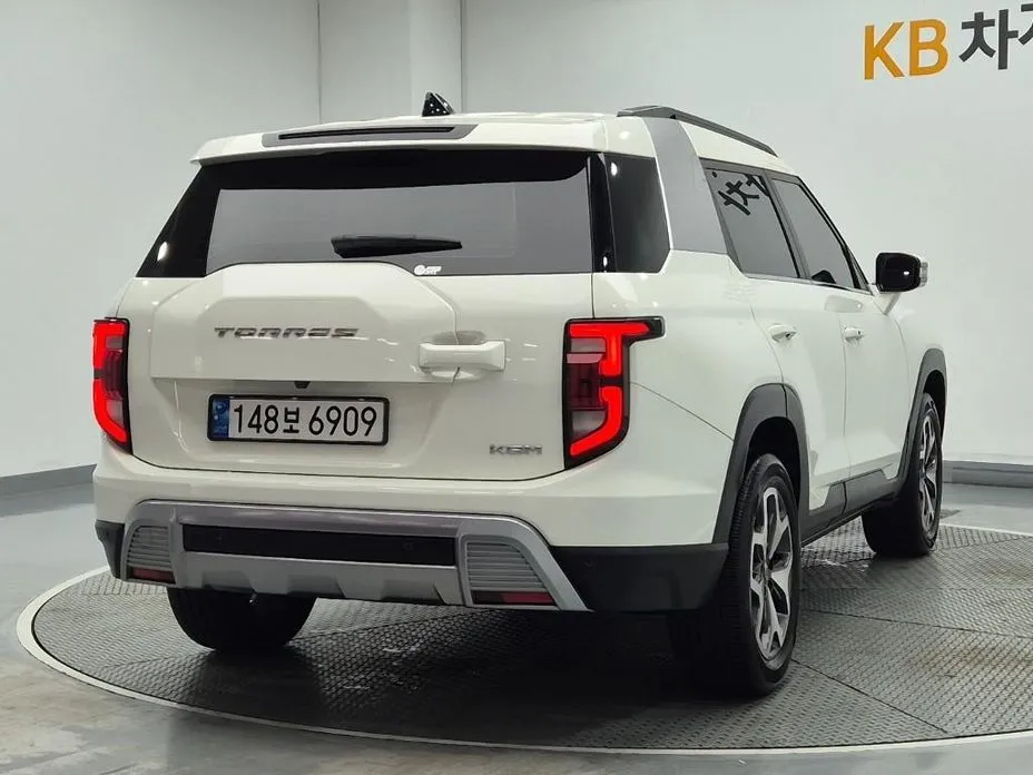 KG Mobility (Ssangyong) Torres — фото 10