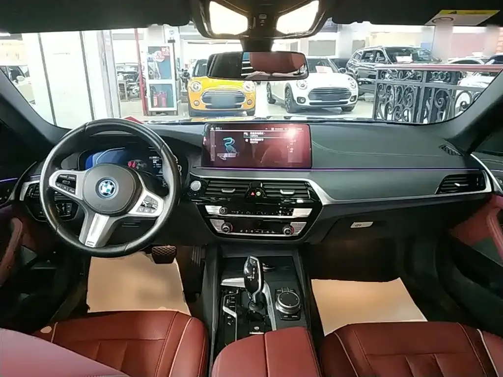 BMW 5 Series New Energy — фото 3