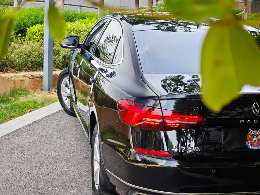 Volkswagen Passat — фото 4