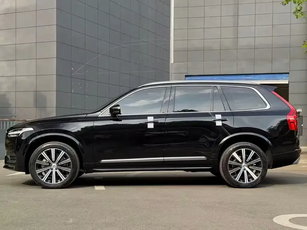 Volvo XC90 — фото 6