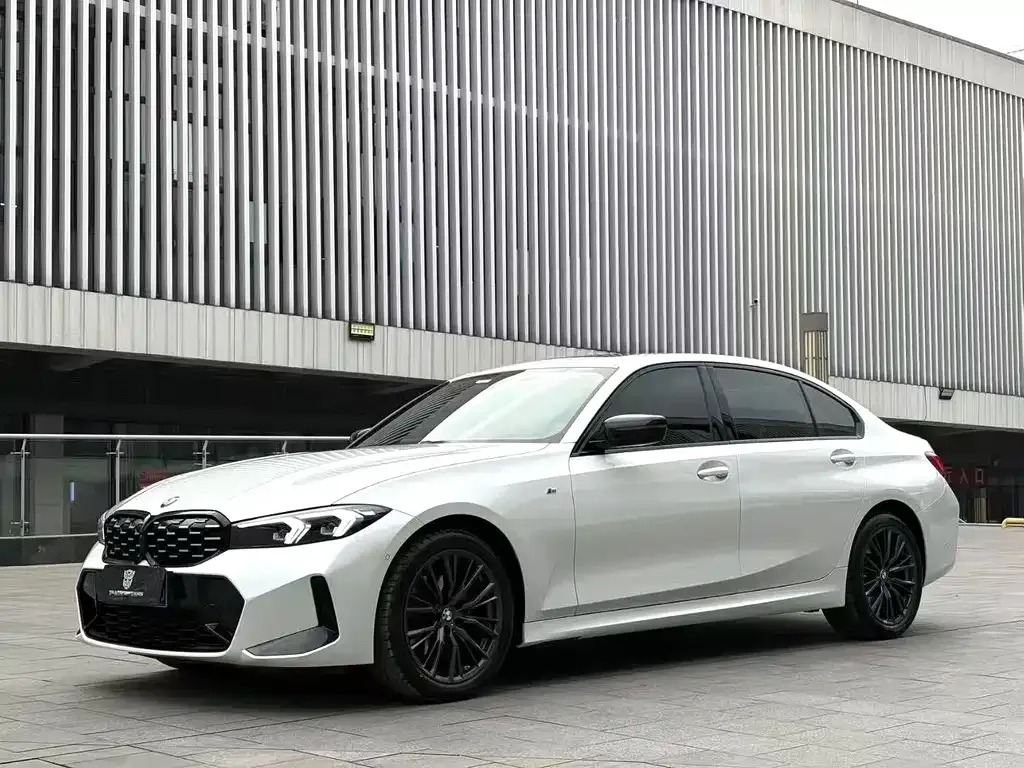BMW 3 Series — фото 1