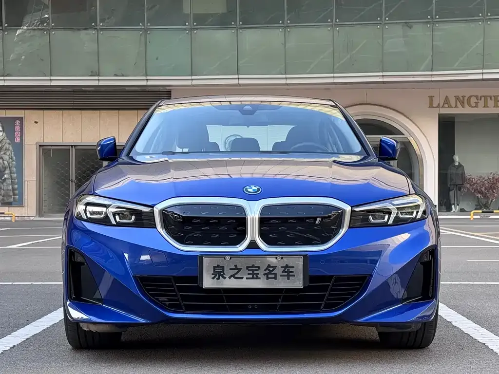 BMW i3 — фото 8