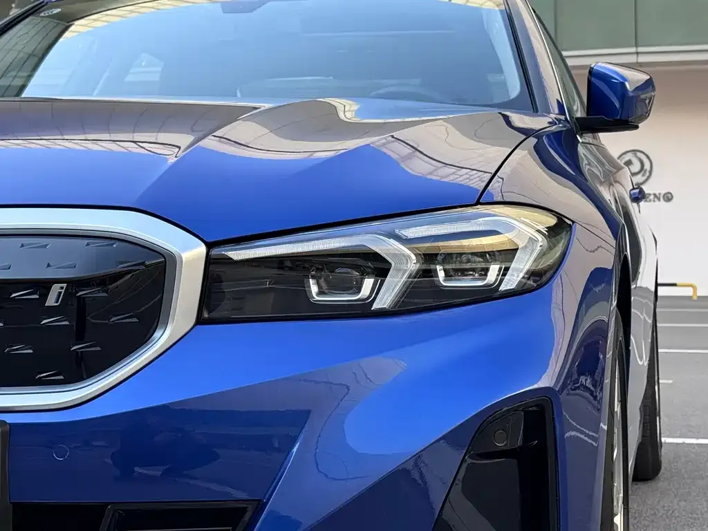 BMW i3 — фото 7