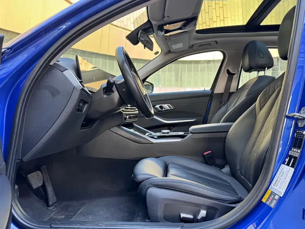 BMW i3 — фото 5