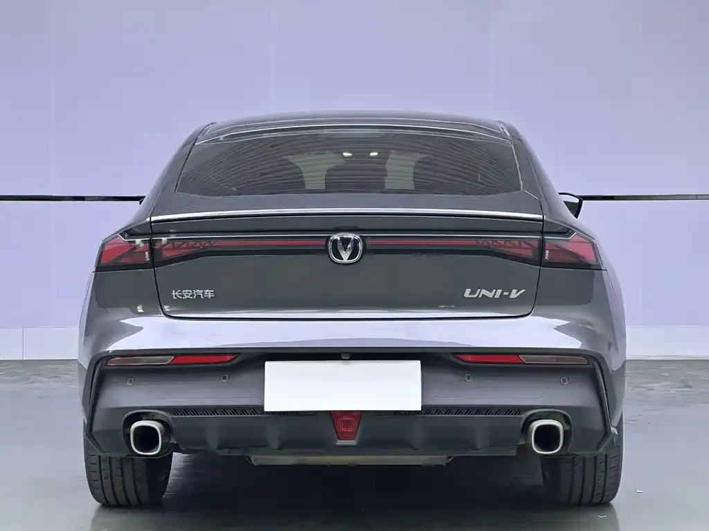 Changan UNI-V 2023 из CN, фото 2