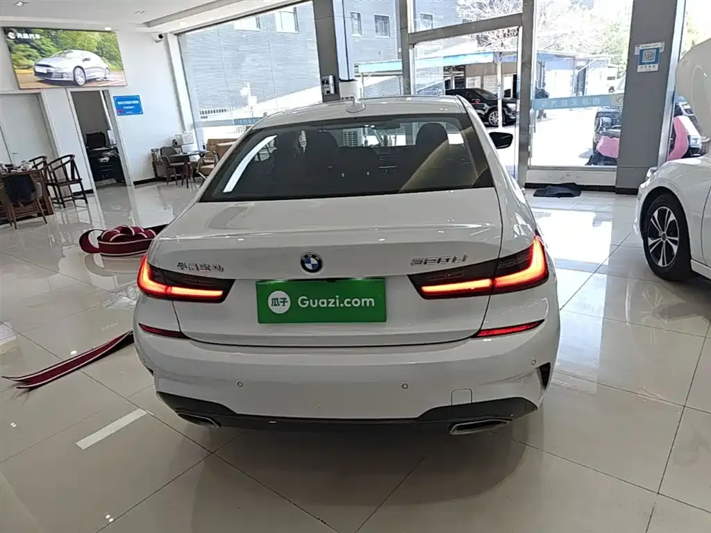 BMW 3 Series 2022 из CN, фото 7
