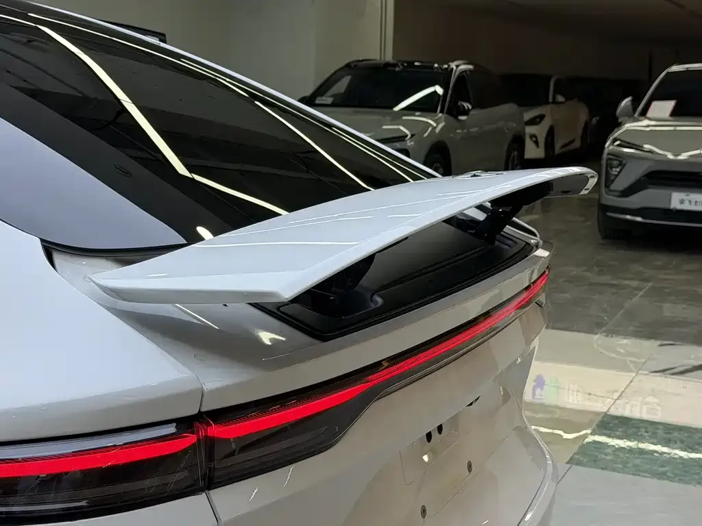 NIO EC7 — фото 9