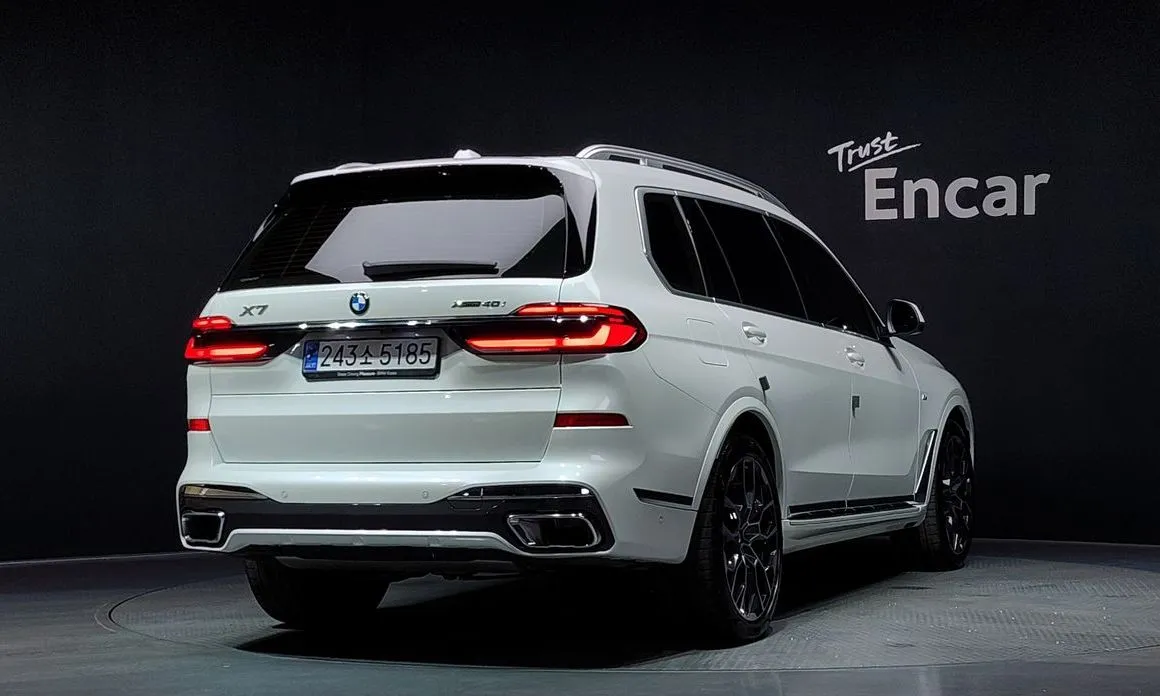 BMW X7 2024 из KR, фото 8