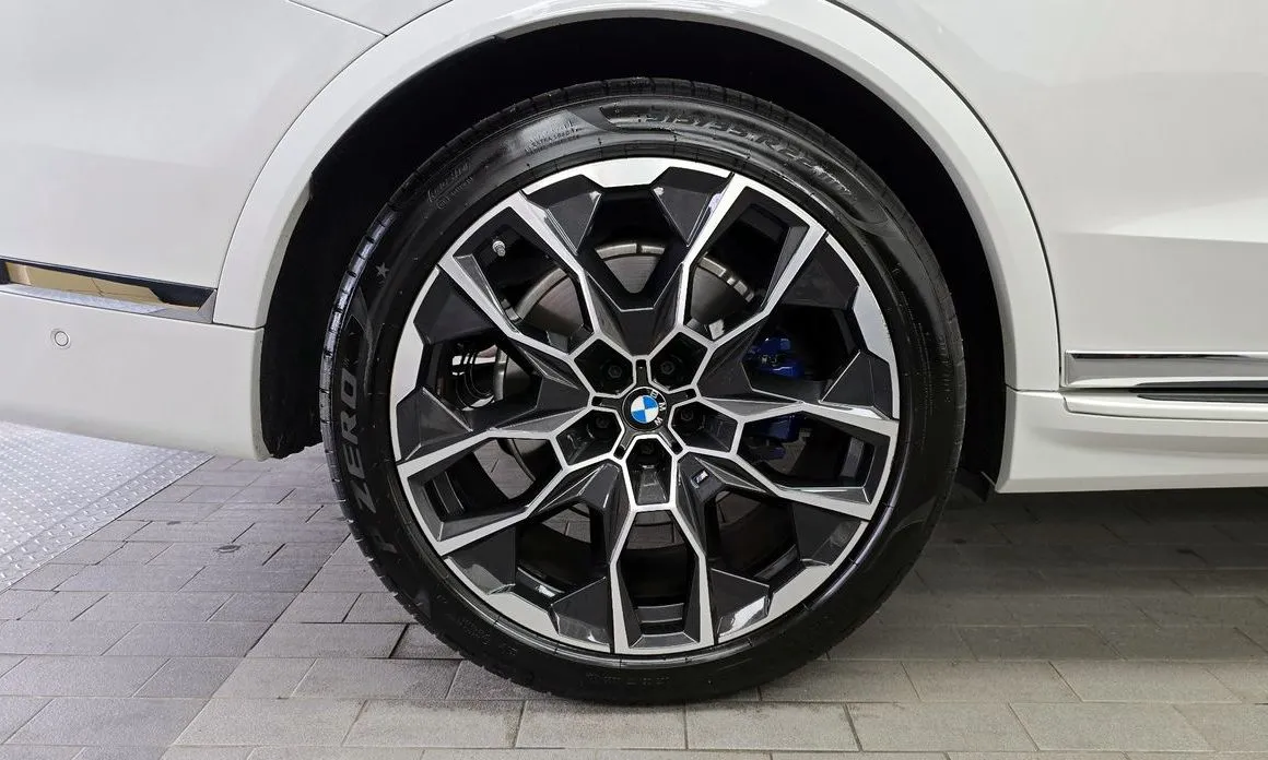 BMW X7 2024 из KR, фото 5