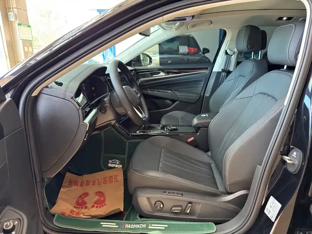 Volkswagen Passat — фото 4